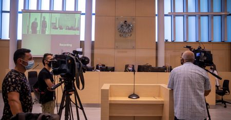 Wrocław. Chirurg zaszył chusty w brzuchu pacjenta. Nie jest winny jego śmierci