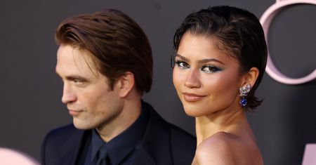 Zendaya w sukni z 65 tys. piór. Dopełnił się ślubny zwyczaj