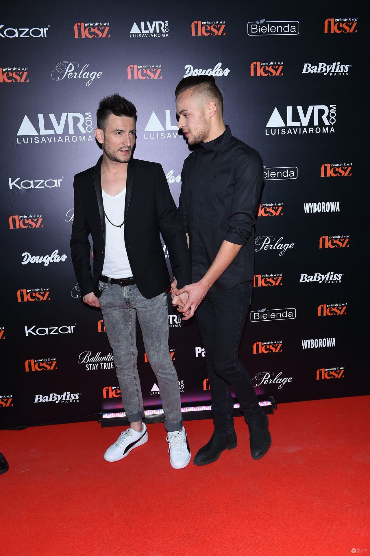 Michał Kwiatkowski z chłopakiem - Flesz Fashion Night 2015