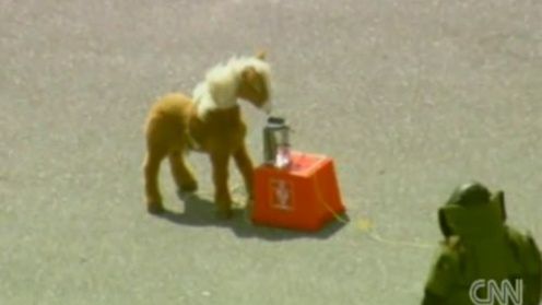 Jak eksplodował niewinny FurReal Pony [wideo] 1