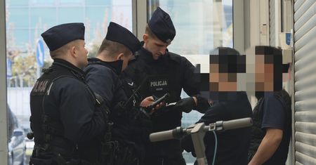 Wielka akcja służb. Zatrzymania w Wólce Kosowskiej