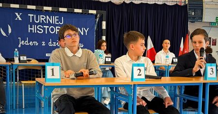X edycja Turnieju "Jeden z dziesięciu". Młodzi pasjonaci historii starli się w Pile