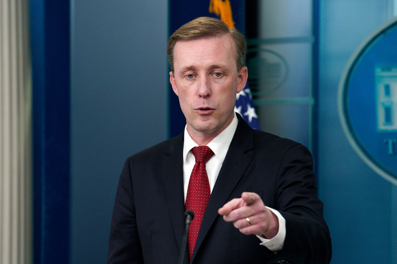 U.S. denies restoring nuclear arms to Ukraine amid tension