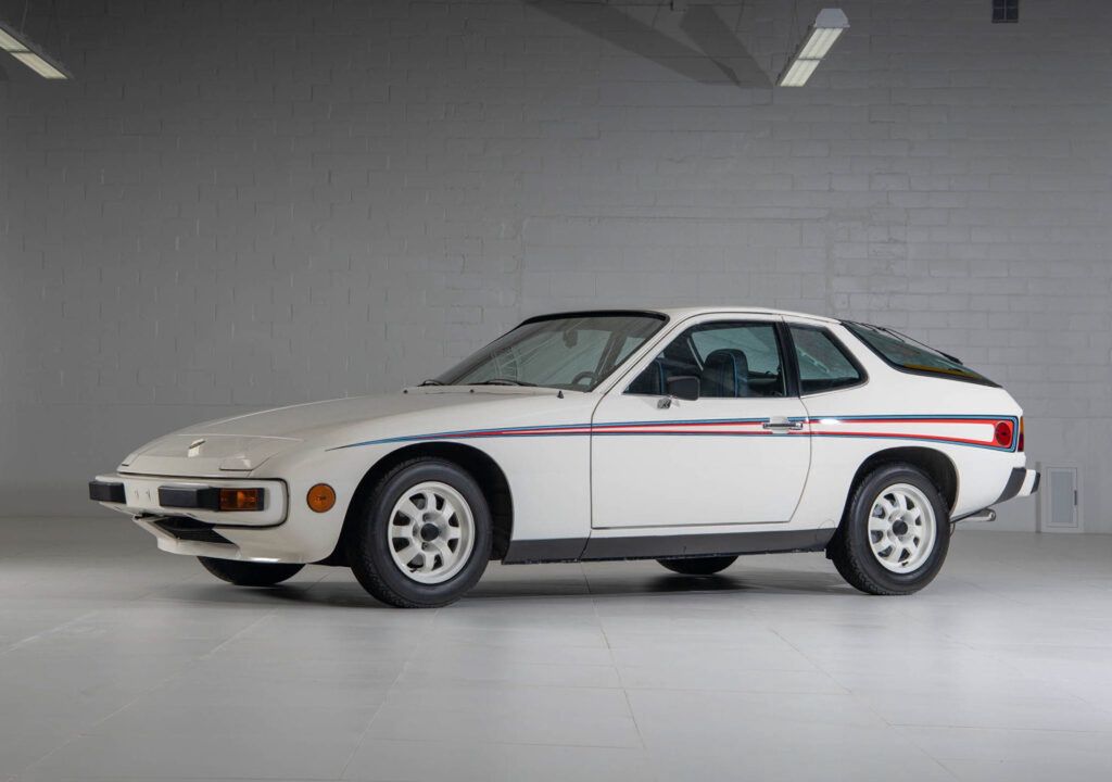 Kolekcja białych porsche