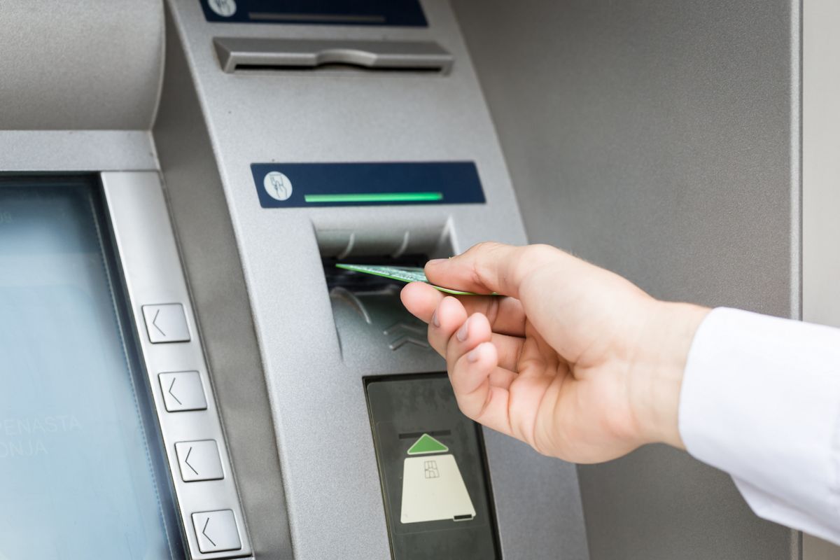 Які ліміти на зняття готівки у банкоматах Польші у 2023 році
