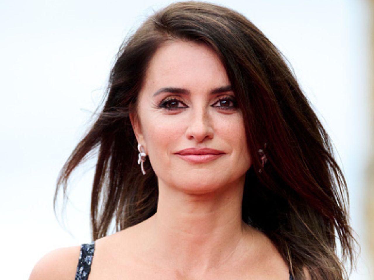 Penelope Cruz zadała szyku na czerwonym dywanie. Tak ubrała się na ściankę