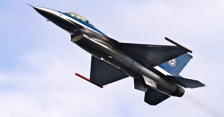 Trump grozi NATO "złą przyszłością" – USA samotnie w walce z Iranem, sojusznicy odmawiają pomocy w Ormuz