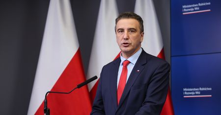 Sachajko o przepisach. "Ograniczenia do 50 km/h są absurdalne"