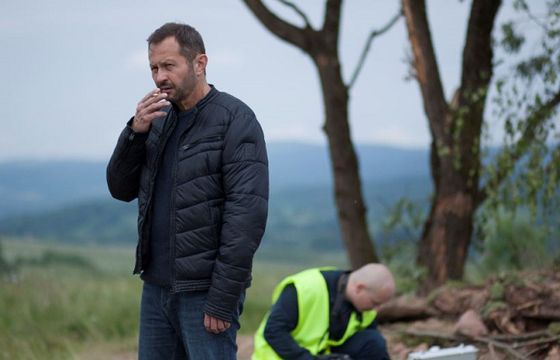 Mariusz Ostrowski, Rafał Cieszyński i Paulina Gałązka w obsadzie serialu „Znaki” (zdjęcia)