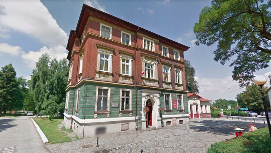 Koronawirus w Polsce. Magistrat zaczął oszczędności od siebie. Gmina Żarów daje dobry przykład