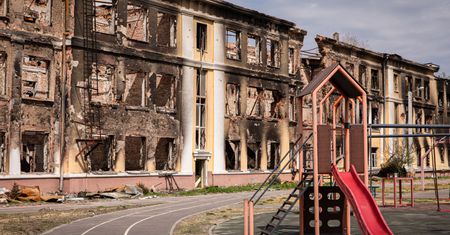 Nauczyciele pracują pod okupacją Rosji. Czy to kolaboracja? Jest decyzja Ukrainy