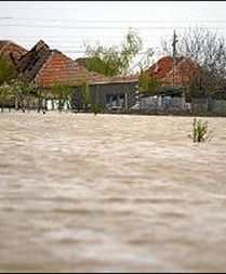 Powódź w Rumunii - tysiące domów pod wodą