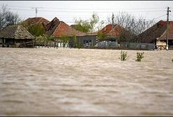 Powódź w Rumunii - tysiące domów pod wodą