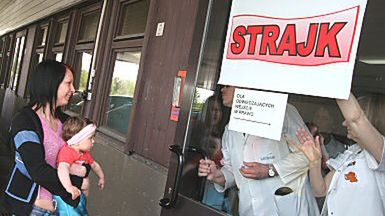Strajk lekarzy w łódzkim Instytucie Centrum Zdrowia Matki Polki
