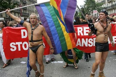 Wielka manifestacja homoseksualistów w Paryżu