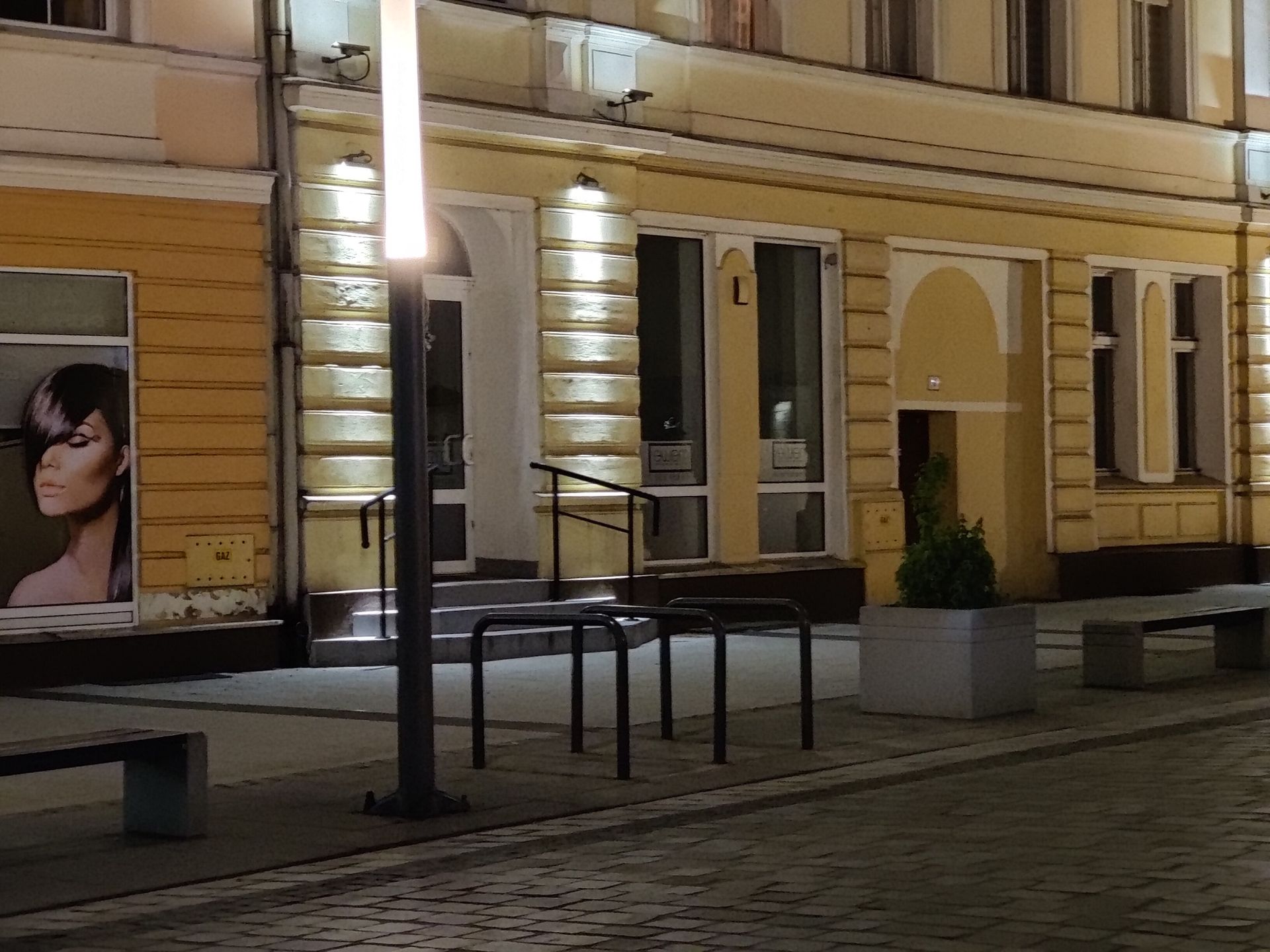 Nieoszlifowany diament. Test OnePlusa 9 Pro 45