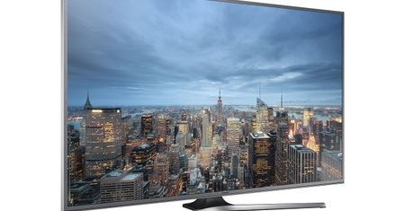 Pierwszy płaski telewizor UHD z technologią Nano Crystal Display