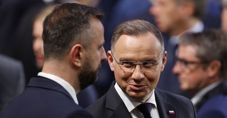 MON liczy na kilkanaście nominacji generalskich. Po święcie policji pytania o postawę prezydenta