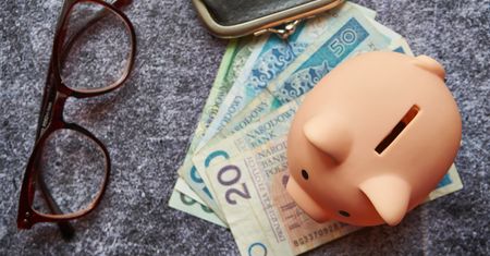 Renta rodzinna dla studentów. Co muszą zrobić maturzyści, żeby jej nie stracić?