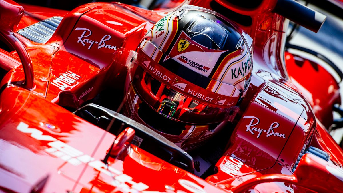 Charles Leclerc za kierownicą Ferrari