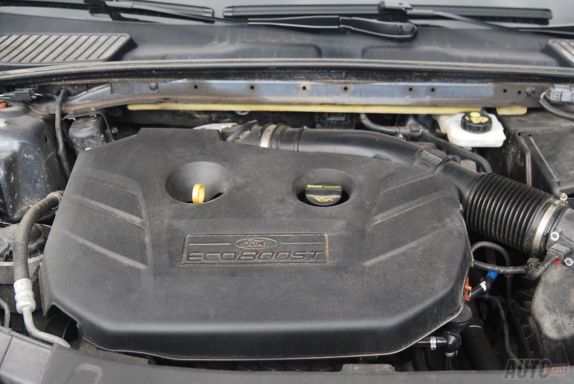 2-litrowy EcoBoost to prawdziwa rakieta, ale pod względem brzmienia i trwałości ustępuje starszemu 2.5 T.