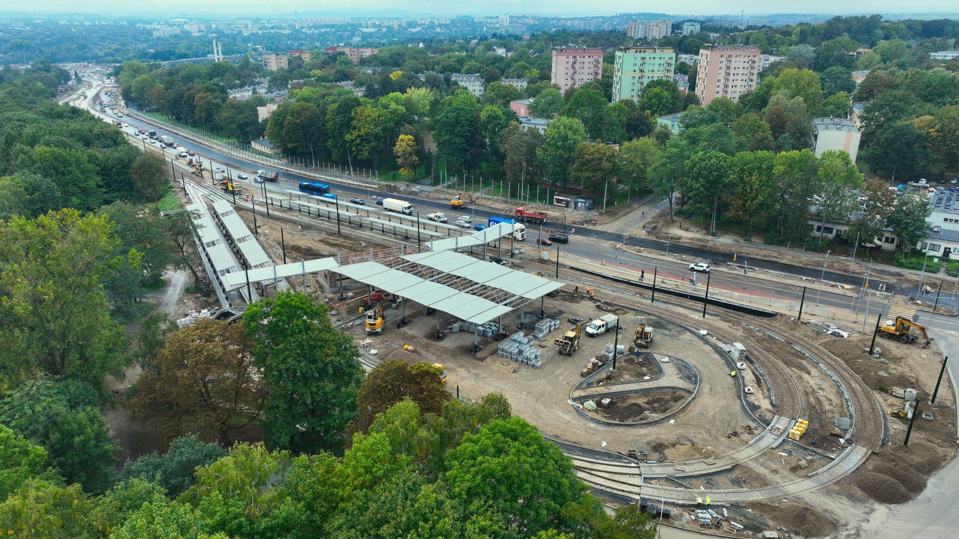 Budowa pętli tramwajowo autobusowej powoli dobiega końca