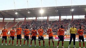 Mglisty klimat meczu w Lubinie (foto)