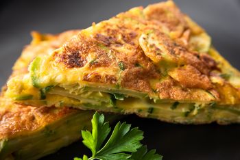 Ani omlet, ani jajecznica. Mam ciekawszy przepis na udane śniadanie