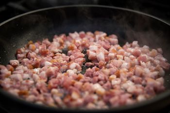 Twoja dieta jest bogata w tłuszcz? Oto co dzieje się z wątrobą