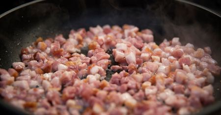 Twoja dieta jest bogata w tłuszcz? Oto co dzieje się z wątrobą