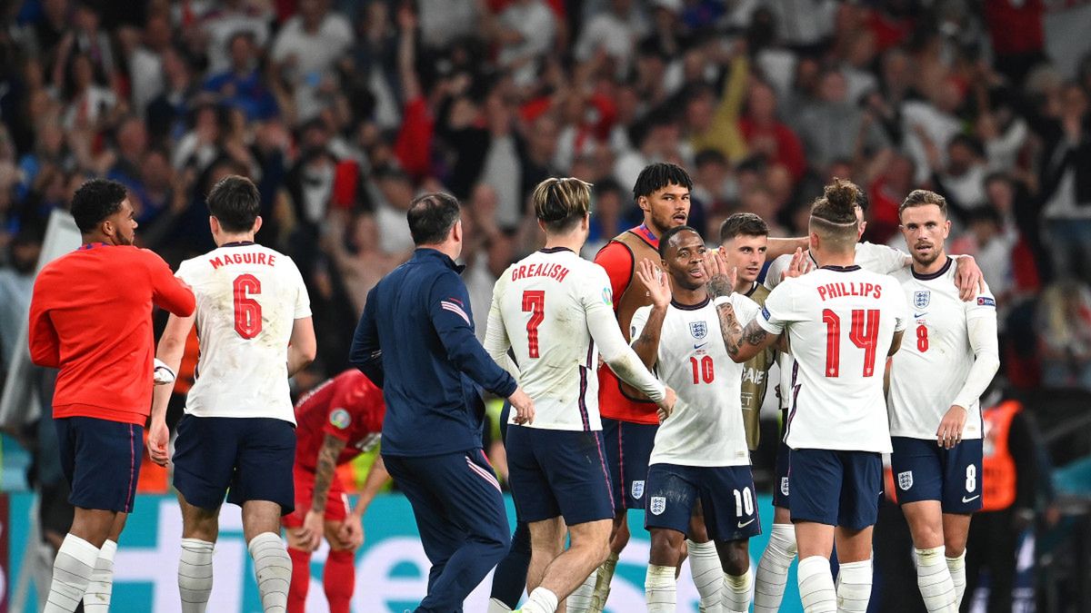 PAP/EPA / Na zdjęciu: piłkarze reprezentacji Anglii