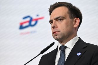 Zawirowania z cłami wpłyną na PKB Polski? Minister finansów komentuje