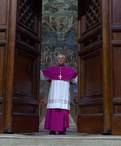 Drzwi Kaplicy Sykstyńskiej zamknięte. Zaczęło się konklawe