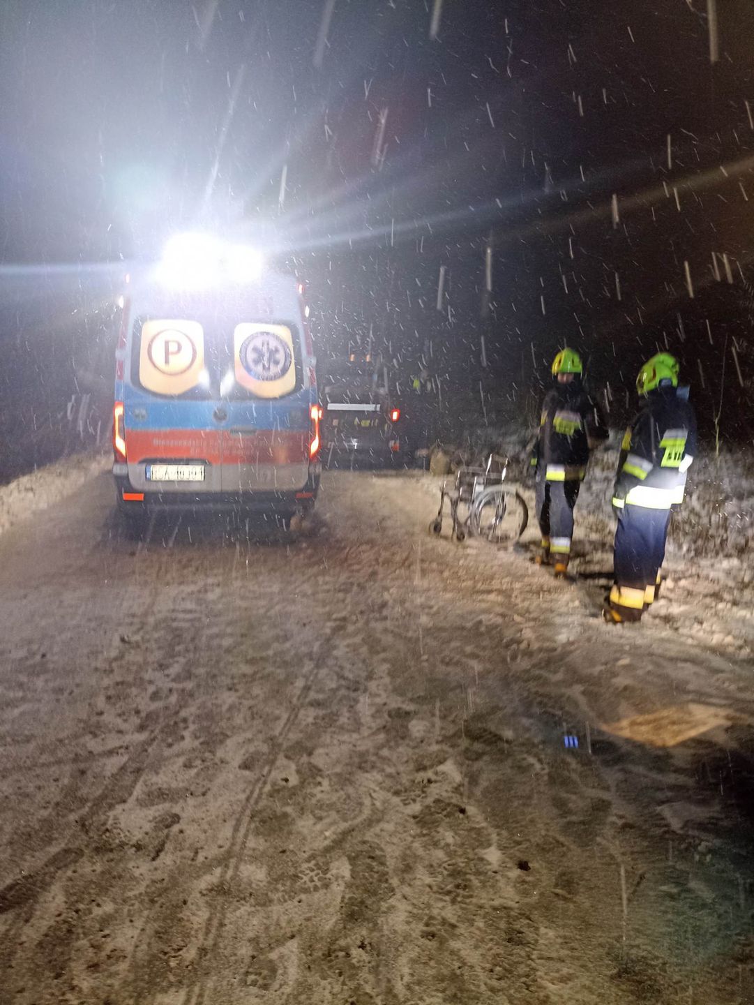 Bus wpadł w poślizg 