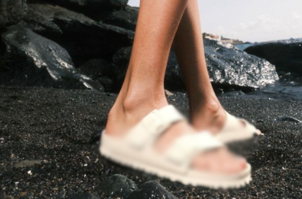 These flip-flops are taking the internet by storm. Their price is shocking.