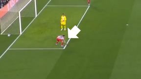 To po jego zagraniu ręką Barca domagała się karnego. W końcu przerwał milczenie