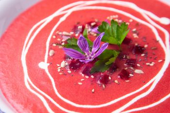 Przed wojną serwowano w restauracjach. Dziś ten owoc to trudno dostępny rarytas