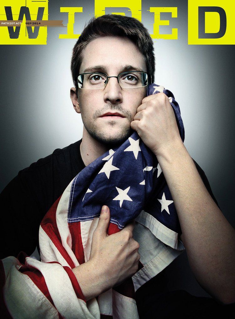 Za kulisami sesji portretowej E.Snowdena, najbardziej poszukiwanego człowieka na świecie