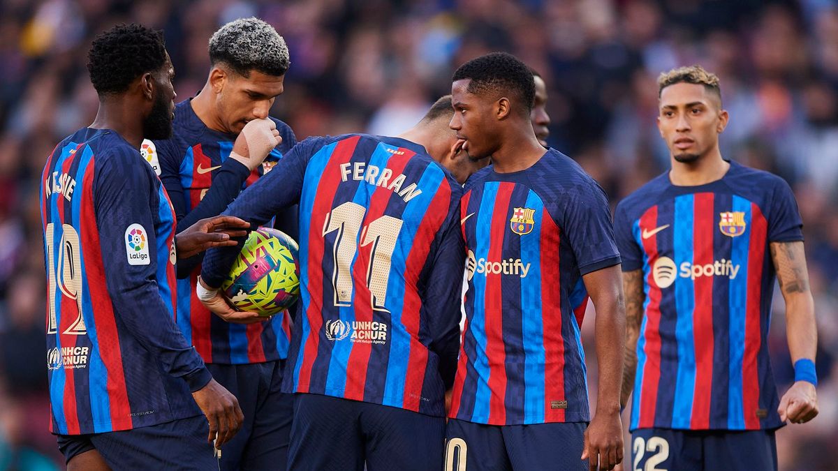 Zdjęcie okładkowe artykułu: Getty Images / Silvestre Szpylma/Quality Sport Images / Piłkarze nożni FC Barcelony
