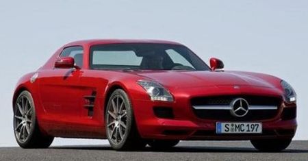 Mercedes SLS AMG - pierwsze oficjalne zdjęcia