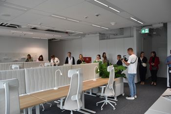 Szef już nie może być pułkownikiem. Nadciąga zmiana na rynku pracy