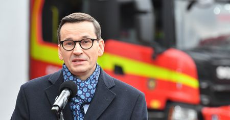 Morawiecki przerwał milczenie. Zdecydowane słowa o Dudzie