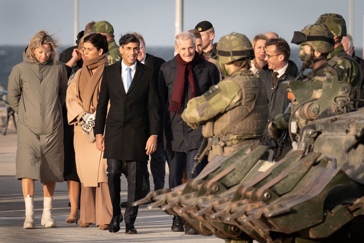 U.S. and UK forces test missile systems in Baltic drill