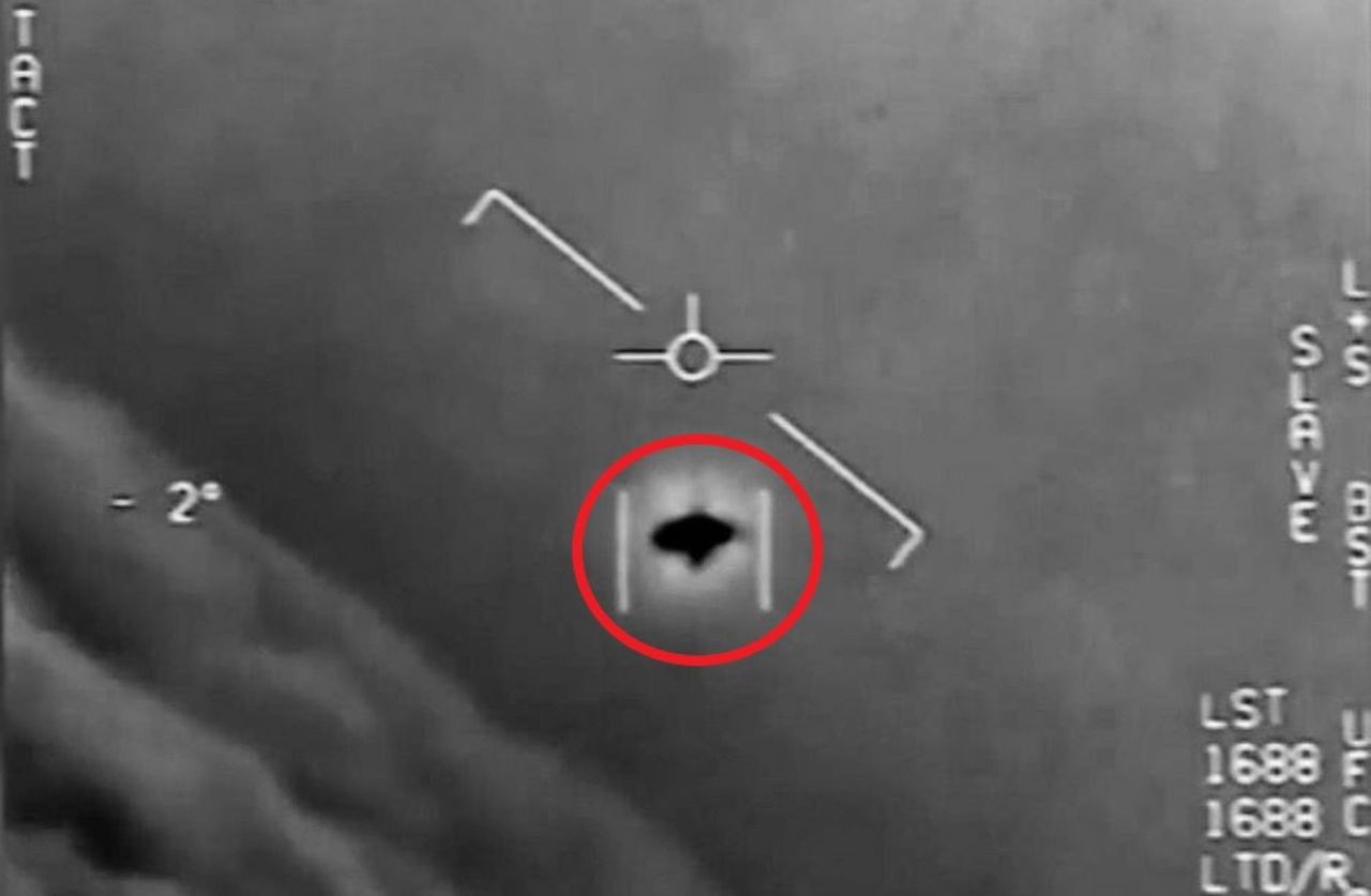 Opublikowano raport o UFO. Wiadomo już, co zawiera