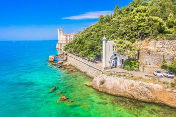 Wakacyjne perełki, do których dotrzesz z Polski pociągiem