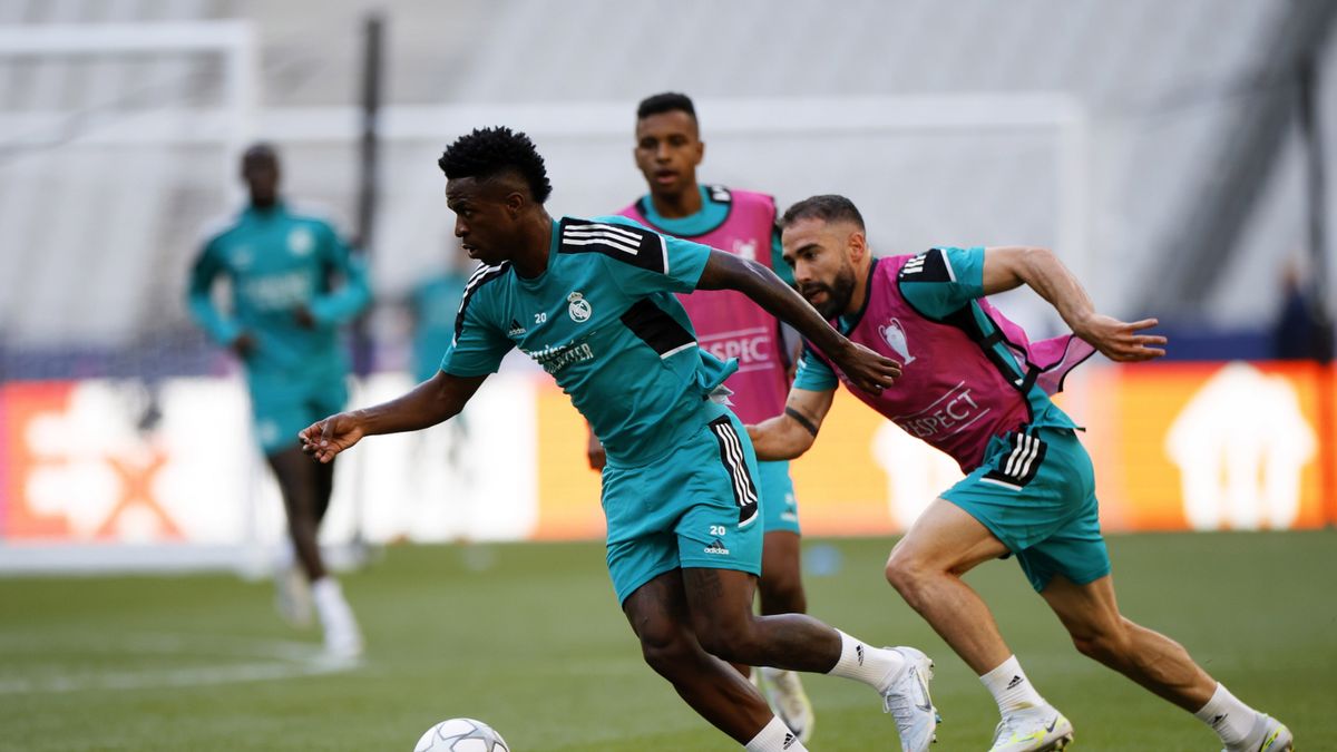 PAP/EPA / YOAN VALAT / Na zdjęciu: Vinicius Junior