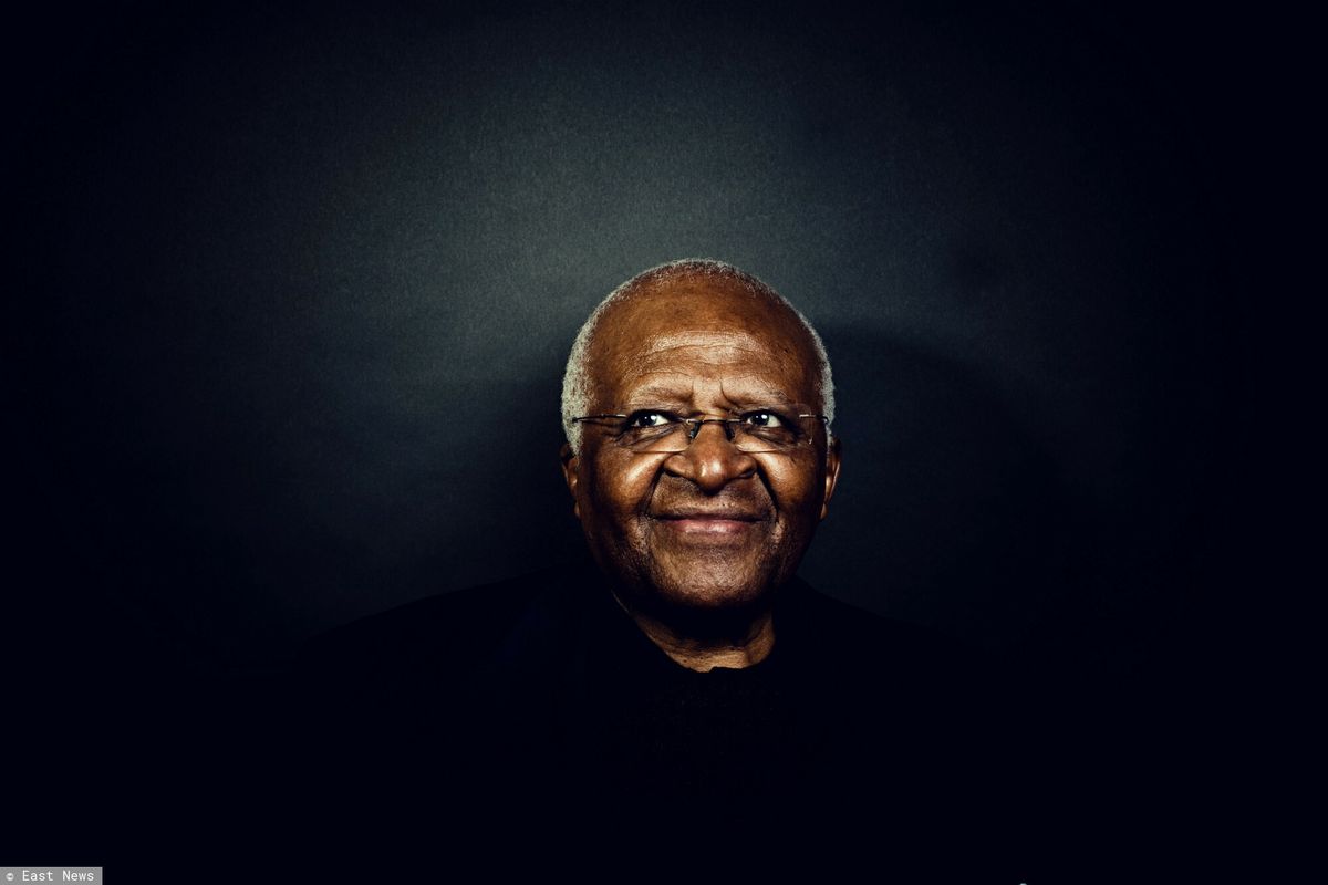 Arcybiskup Desmond Tutu otrzymał Pokojową Nagrodę Nobla w 1984 roku 