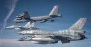 Polskie F-16 i MiG-29 eskortowały amerykański bombowiec B-52. Zobacz zdjęcia