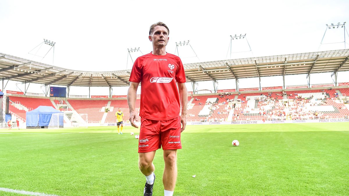 Newspix / Lukasz Laskowski / PressFocus / Na zdjęciu: Artur Wichniarek