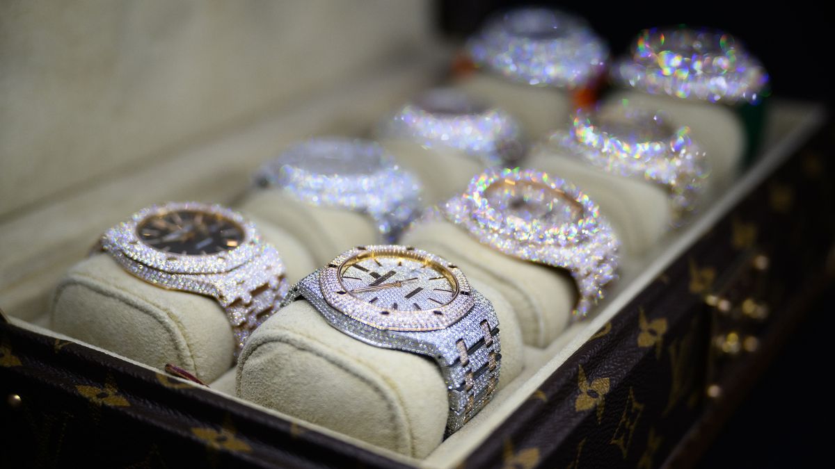 Wysadzane klejnotami zegarki Audemars Piguet